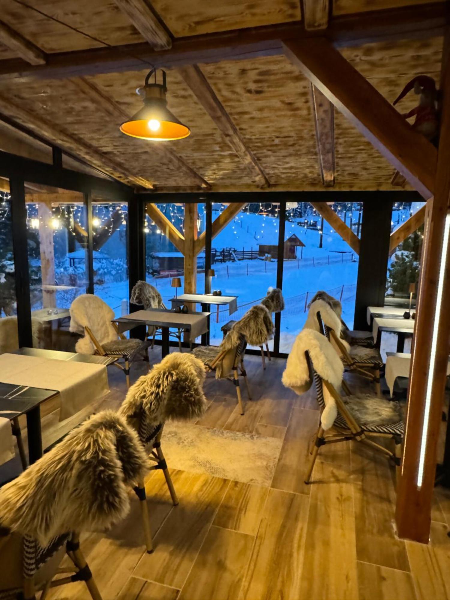Pension & Restaurant Krakonos ハルラホフ エクステリア 写真